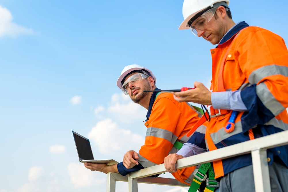 Technician,Working,Outdoor,At,Wind,Turbine,Field.,Renewable,Energy,Engineer Environmental Consultancy HR